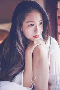 女主被车撞死然后重生的小说